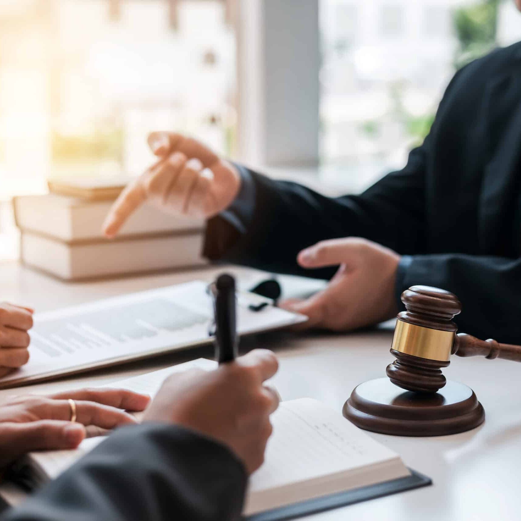 Signing of a contract with a consultant lawyer. Signing of a contract with a consultant lawyer.
